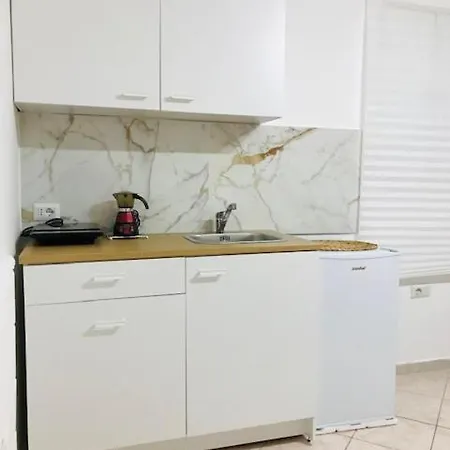 Isabel House Bari